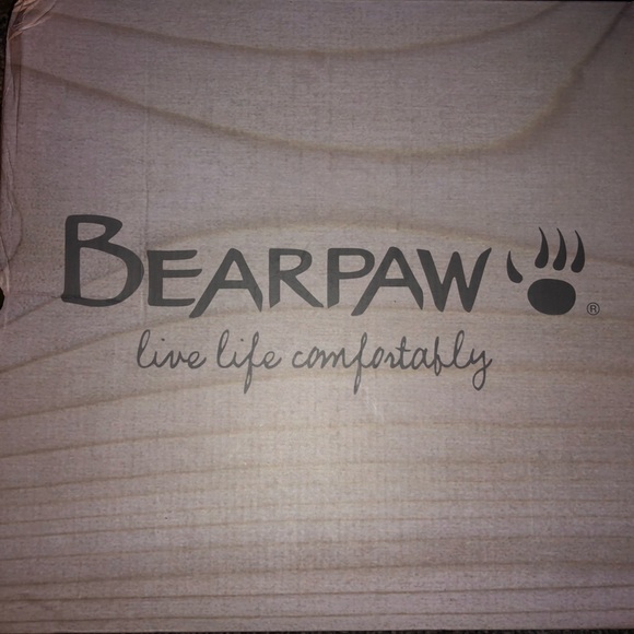 Bearpaw Kelly Youth (13) - Picture 3 of 4